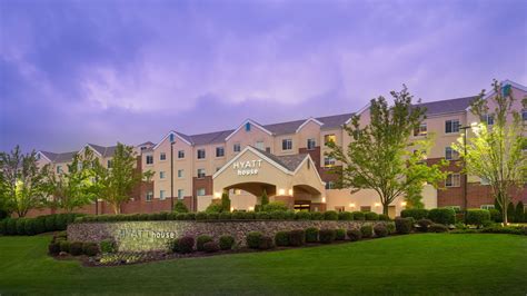 hotels near purchase college